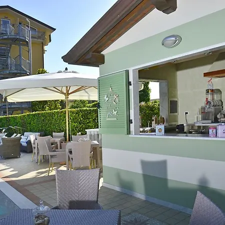 Tiziana 3* Marina di Massa