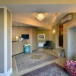 Tiziana 3*