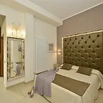 Tiziana Hotel 3*