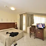 Tiziana 3*