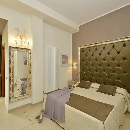 Tiziana Hotel 3*