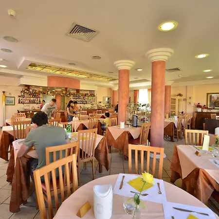 Tiziana 3* Marina di Massa